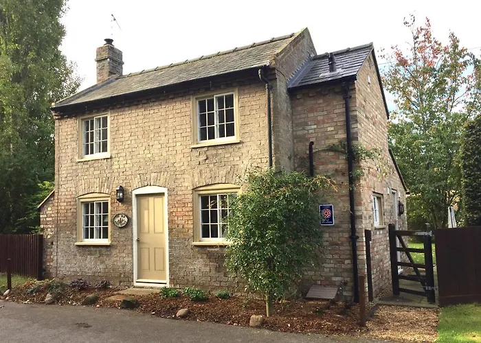 The Old Post Office, Hilton